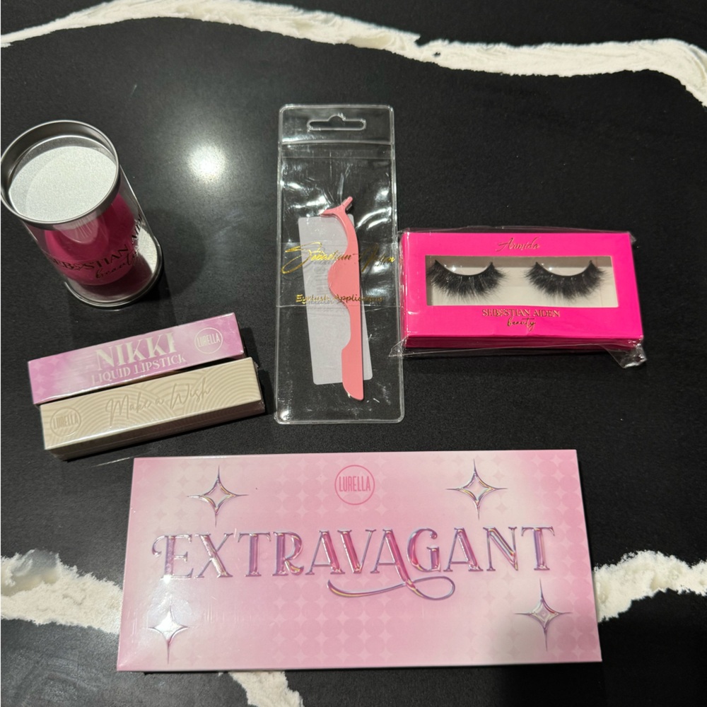 Makeup Set Lurella , eyeshadow pallete